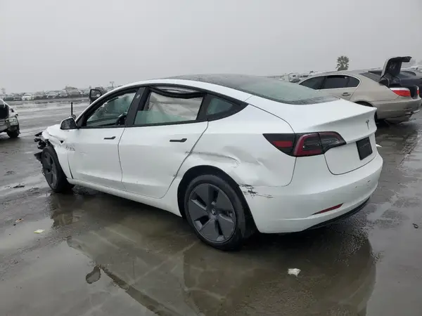 5YJ3E1EA9PF558768 2023 TESLA MODEL 3 - Image 2