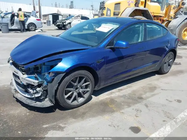 5YJ3E1EA9PF564408 2023 TESLA MODEL 3 - Image 2