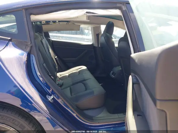 5YJ3E1EA9PF564408 2023 TESLA MODEL 3 - Image 8