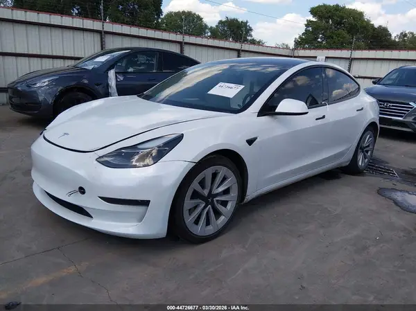 5YJ3E1EA9PF567034 2023 TESLA MODEL 3 - Image 2