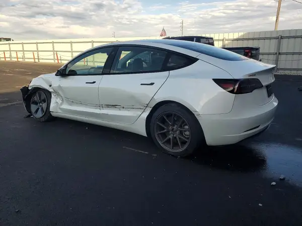 5YJ3E1EA9PF569334 2023 TESLA MODEL 3 - Image 2