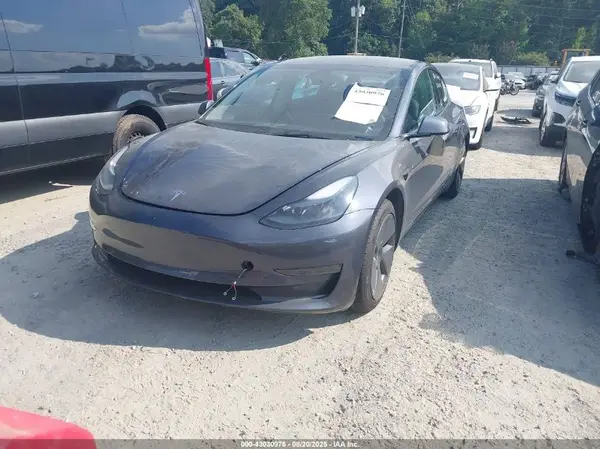 5YJ3E1EA9PF570001 2023 TESLA MODEL 3 - Image 2
