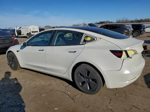 5YJ3E1EA9PF570757 2023 TESLA MODEL 3 - Image 2