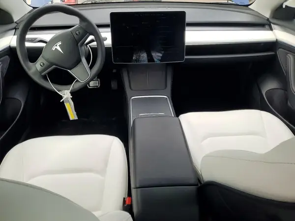 5YJ3E1EA9PF571973 2023 TESLA MODEL 3 - Image 8
