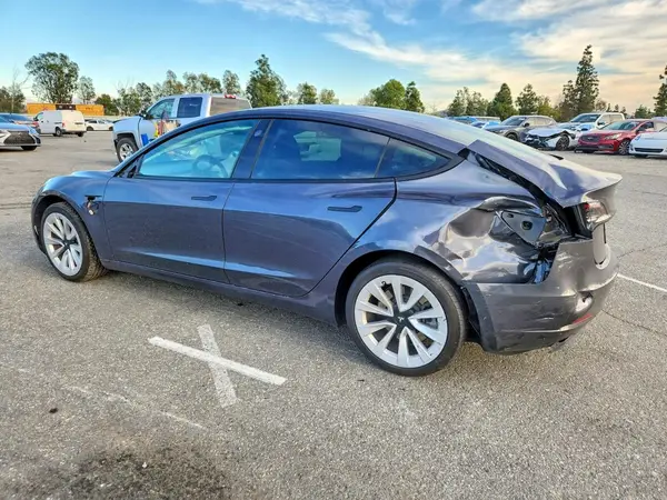 5YJ3E1EA9PF572380 2023 TESLA MODEL 3 - Image 2
