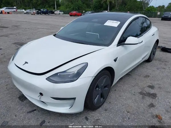 5YJ3E1EA9PF577174 2023 TESLA MODEL 3 - Image 2
