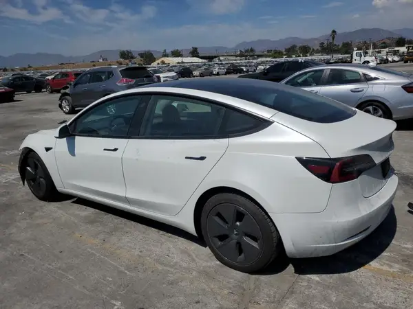 5YJ3E1EA9PF577286 2023 TESLA MODEL 3 - Image 2