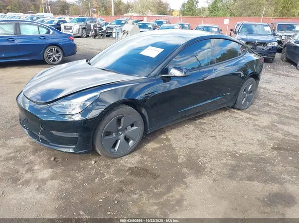 5YJ3E1EA9PF577918 2023 TESLA MODEL 3 - Image 2