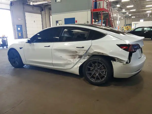 5YJ3E1EA9PF580382 2023 TESLA MODEL 3 - Image 2