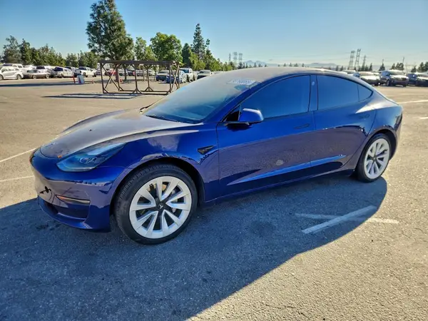 5YJ3E1EA9PF582956 2023 TESLA MODEL 3 - Image 1