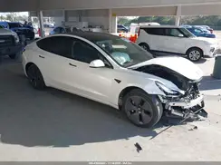 5YJ3E1EA9PF583539 2023 TESLA MODEL 3