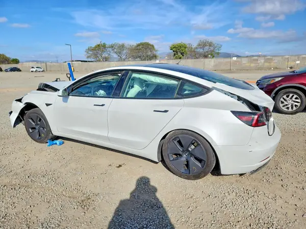 5YJ3E1EA9PF586716 2023 TESLA MODEL 3 - Image 2