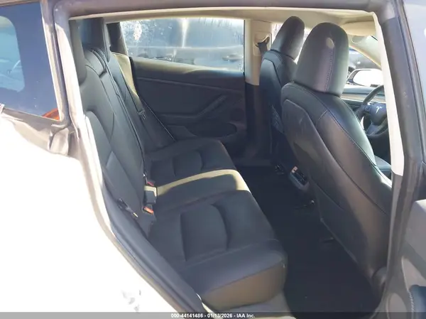 5YJ3E1EA9PF587459 2023 TESLA MODEL 3 - Image 8