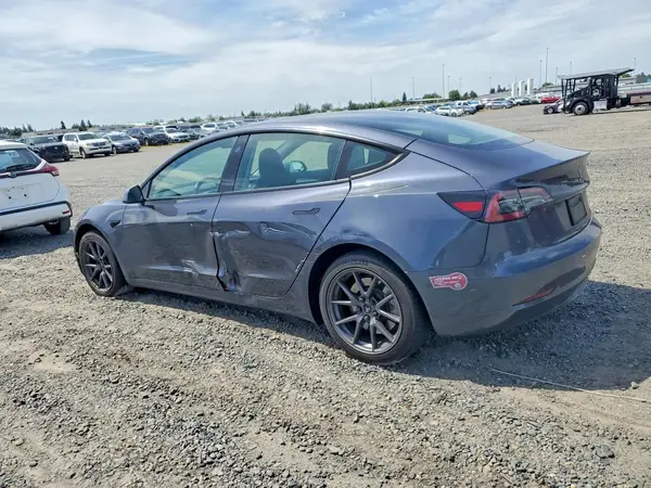 5YJ3E1EA9PF590524 2023 TESLA MODEL 3 - Image 2