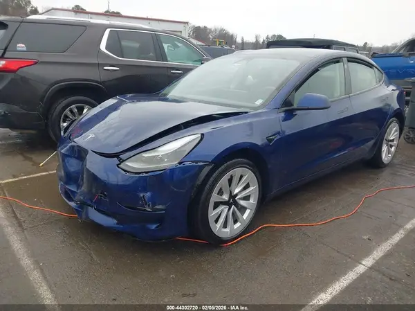 5YJ3E1EA9PF602350 2023 TESLA MODEL 3 - Image 2