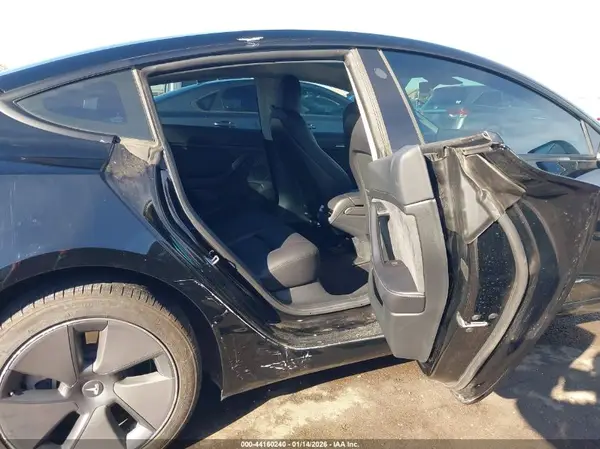 5YJ3E1EA9PF609170 2023 TESLA MODEL 3 - Image 8