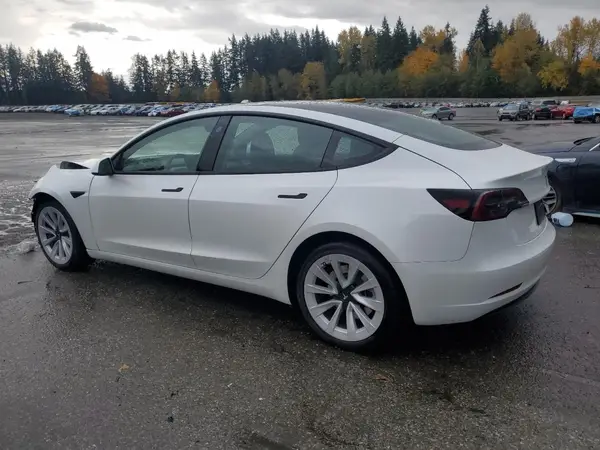 5YJ3E1EA9PF609427 2023 TESLA MODEL 3 - Image 2
