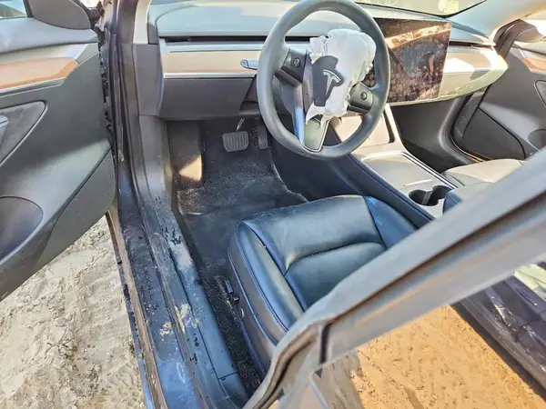5YJ3E1EA9PF613185 2023 TESLA MODEL 3 - Image 8