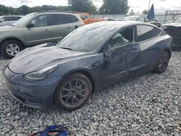 5YJ3E1EA9PF613641 2023 TESLA MODEL 3 - Image 1