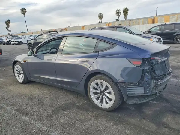 5YJ3E1EA9PF615471 2023 TESLA MODEL 3 - Image 2