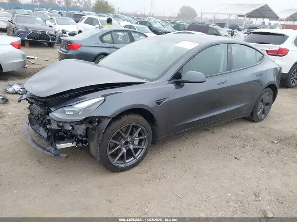 5YJ3E1EA9PF616782 2023 TESLA MODEL 3 - Image 2