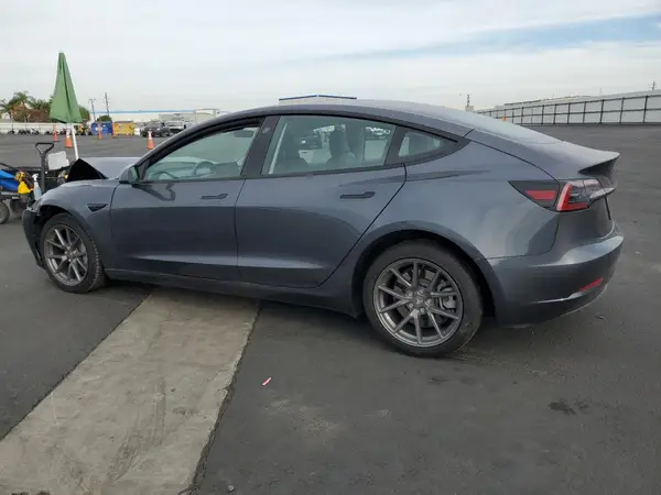 5YJ3E1EA9PF617222 2023 TESLA MODEL 3 - Image 2