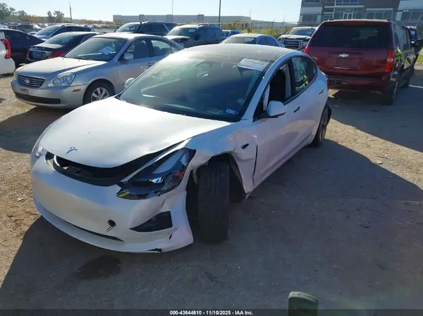 5YJ3E1EA9PF620248 2023 TESLA MODEL 3 - Image 2