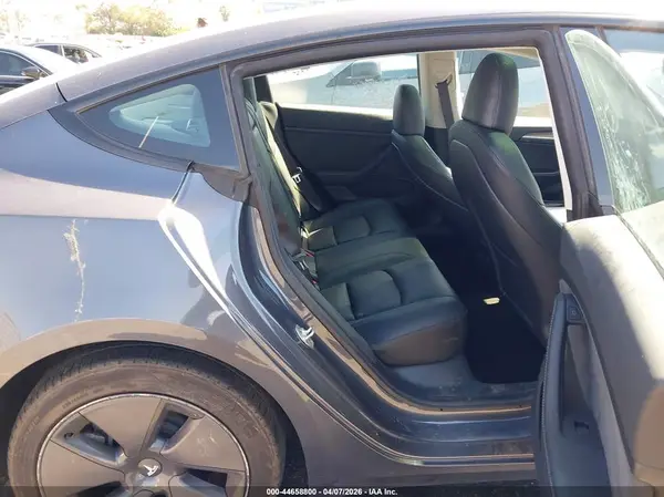 5YJ3E1EA9PF622095 2023 TESLA MODEL 3 - Image 8