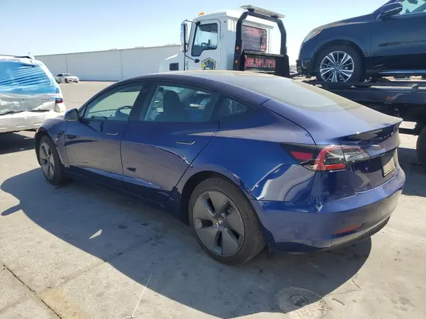 5YJ3E1EA9PF625062 2023 TESLA MODEL 3 - Image 2