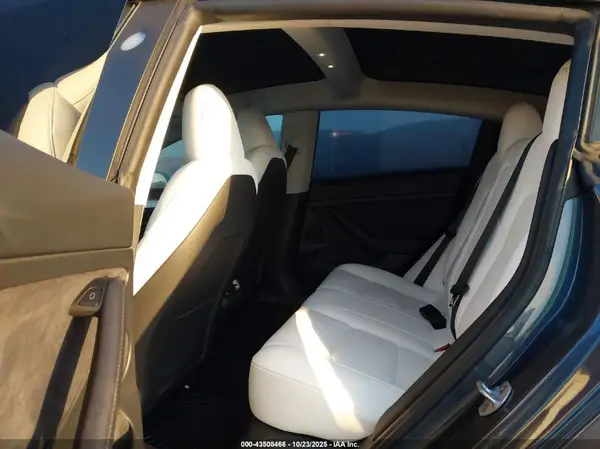5YJ3E1EA9PF631363 2023 TESLA MODEL 3 - Image 8