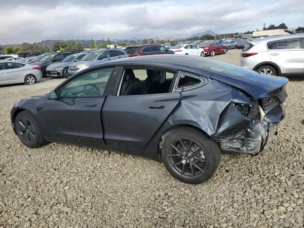 5YJ3E1EA9PF641651 2023 TESLA MODEL 3 - Image 2