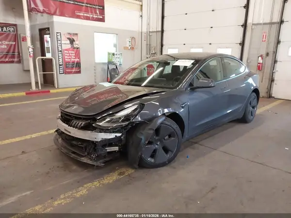 5YJ3E1EA9PF644498 2023 TESLA MODEL 3 - Image 2