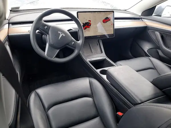 5YJ3E1EA9PF646736 2023 TESLA MODEL 3 - Image 8