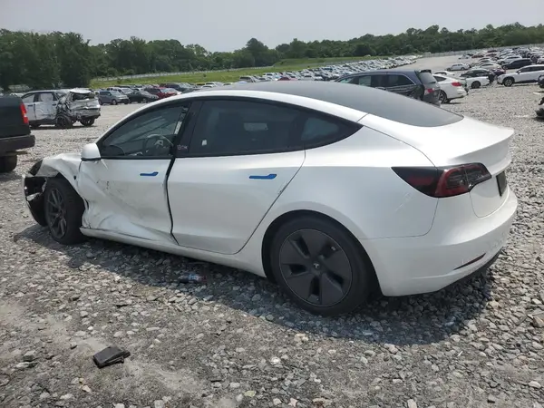 5YJ3E1EA9PF647014 2023 TESLA MODEL 3 - Image 2