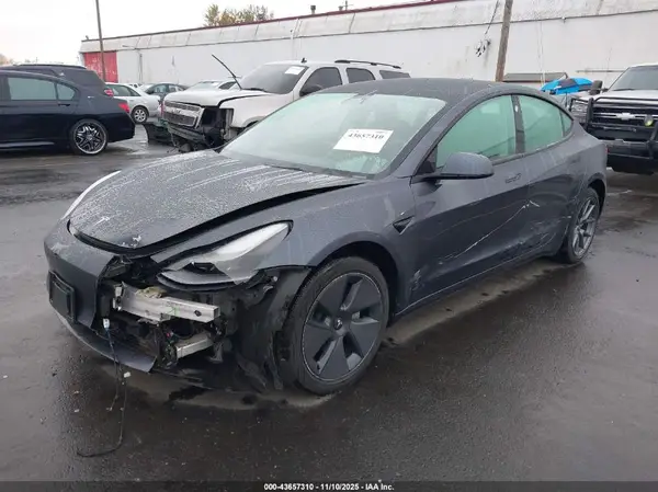 5YJ3E1EA9PF653430 2023 TESLA MODEL 3 - Image 2