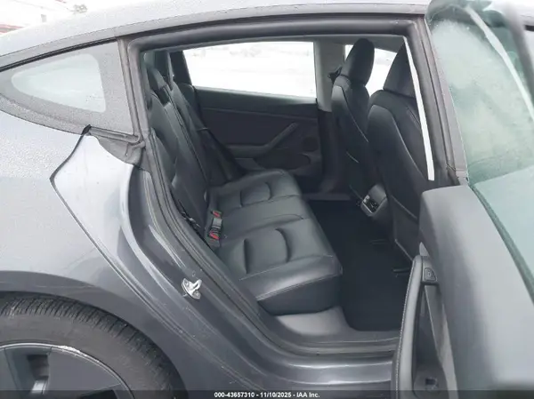 5YJ3E1EA9PF653430 2023 TESLA MODEL 3 - Image 8