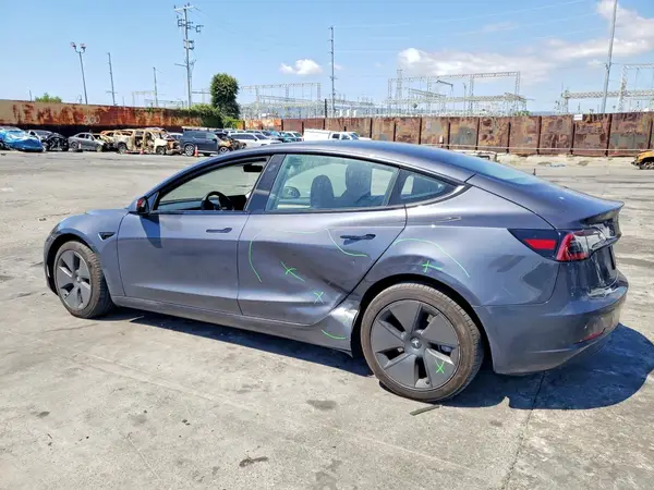 5YJ3E1EA9PF655002 2023 TESLA MODEL 3 - Image 2