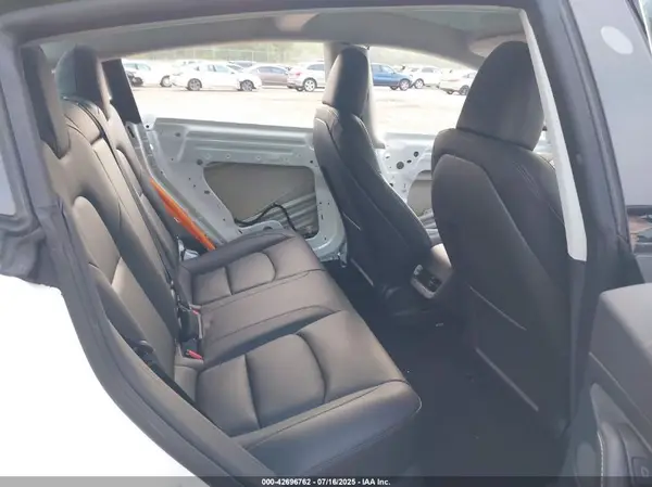 5YJ3E1EA9PF656036 2023 TESLA MODEL 3 - Image 8
