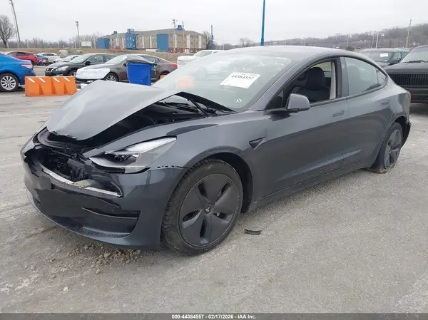 5YJ3E1EA9PF656344 2023 TESLA MODEL 3 - Image 2