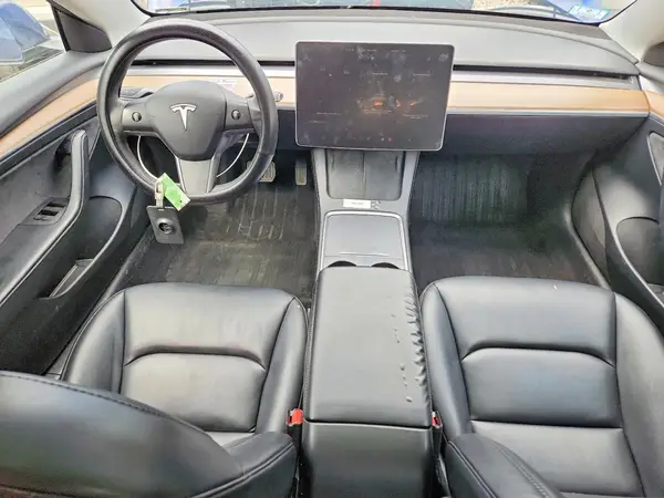 5YJ3E1EA9PF656781 2023 TESLA MODEL 3 - Image 8
