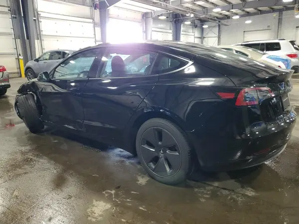 5YJ3E1EA9PF658658 2023 TESLA MODEL 3 - Image 2
