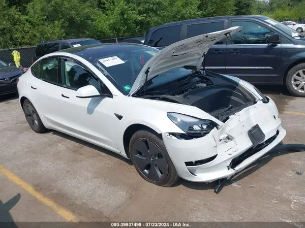 5YJ3E1EA9PF659003 2023 TESLA MODEL 3 - Image 1