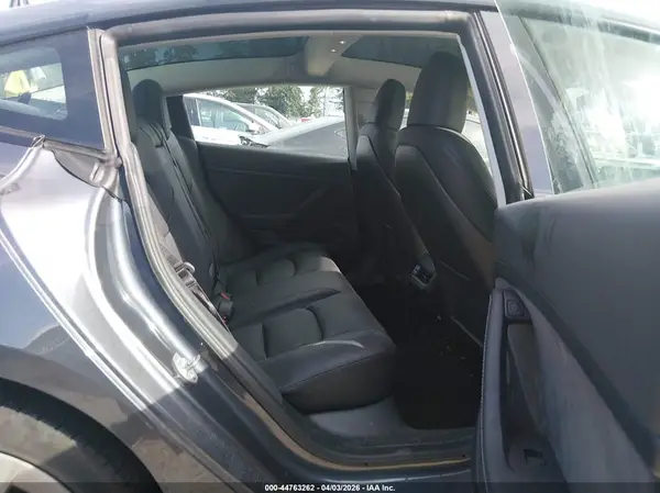 5YJ3E1EA9PF661351 2023 TESLA MODEL 3 - Image 8