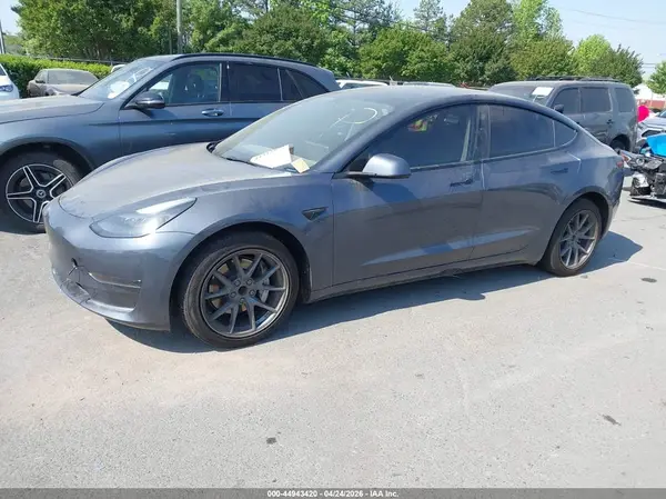 5YJ3E1EA9PF662290 2023 TESLA MODEL 3 - Image 2