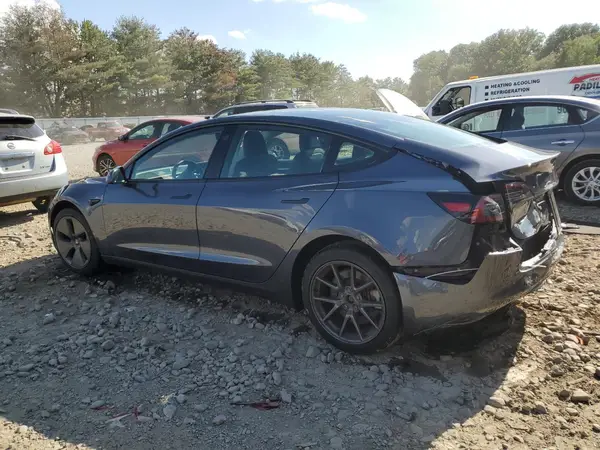 5YJ3E1EA9PF663424 2023 TESLA MODEL 3 - Image 2