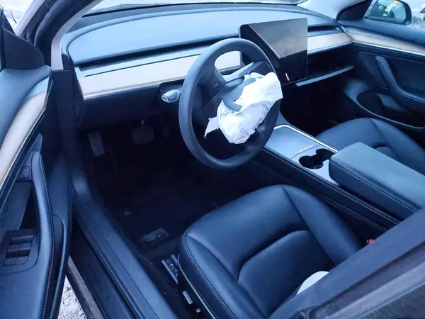 5YJ3E1EA9PF667604 2023 TESLA MODEL 3 - Image 8