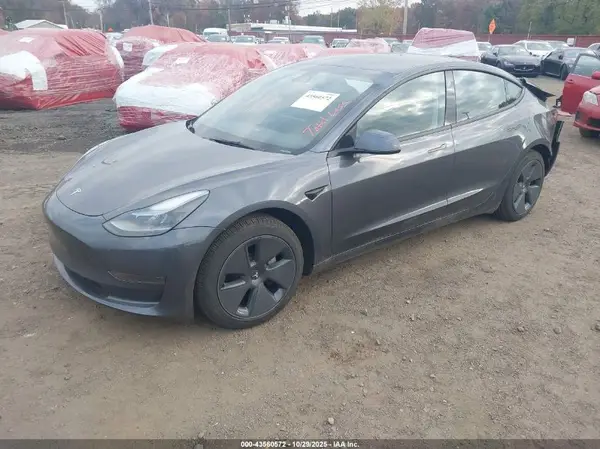 5YJ3E1EA9PF668512 2023 TESLA MODEL 3 - Image 2