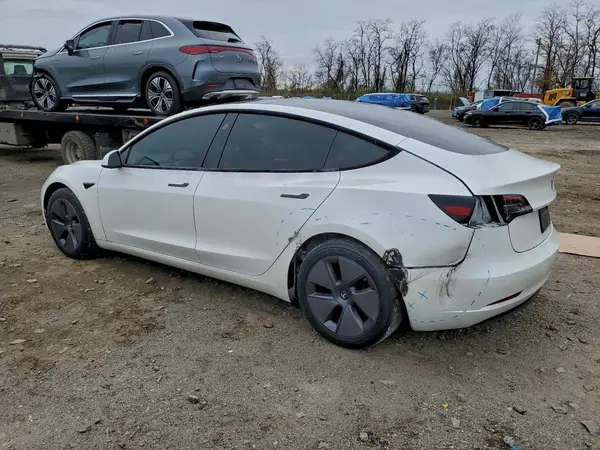 5YJ3E1EA9PF671930 2023 TESLA MODEL 3 - Image 2
