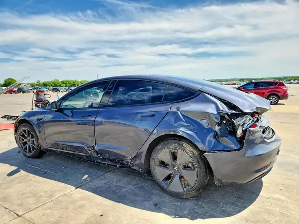 5YJ3E1EA9PF672074 2023 TESLA MODEL 3 - Image 2