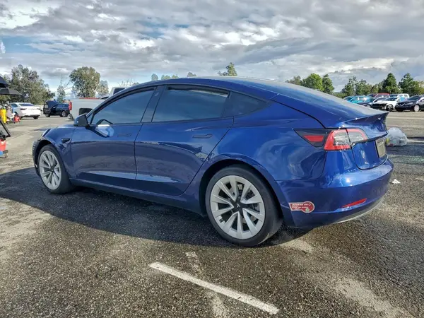 5YJ3E1EA9PF674486 2023 TESLA MODEL 3 - Image 2